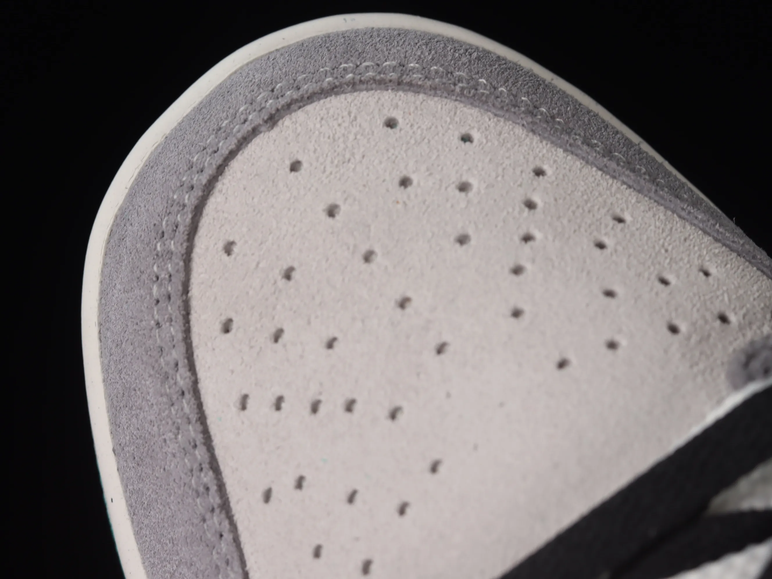 All categories Nk SB Dunk Series Nk SB Dunk Low low-top sneakers Nk SB Dunk Low "85" white and black double hook strap gray SB low-top sports and leisure sneakers DO9457-132